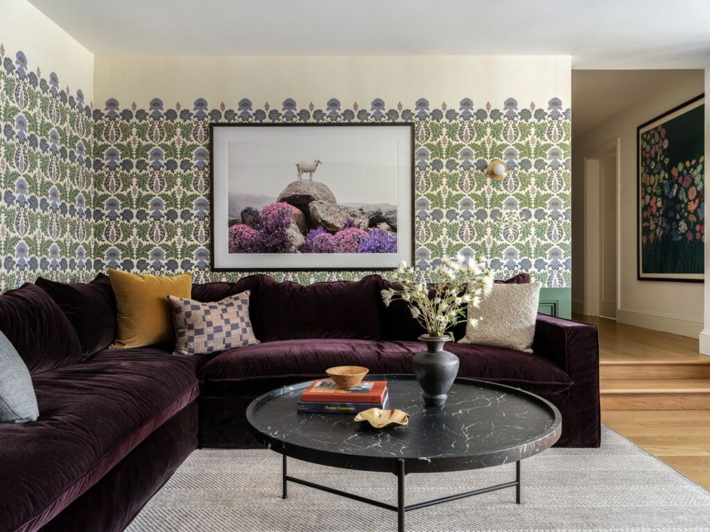 How Long Does It Take to Wallpaper a Room NYC